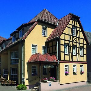 Zum neuen Schwan